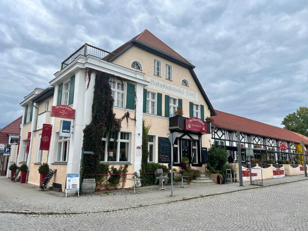 Die Neue Bühne 1